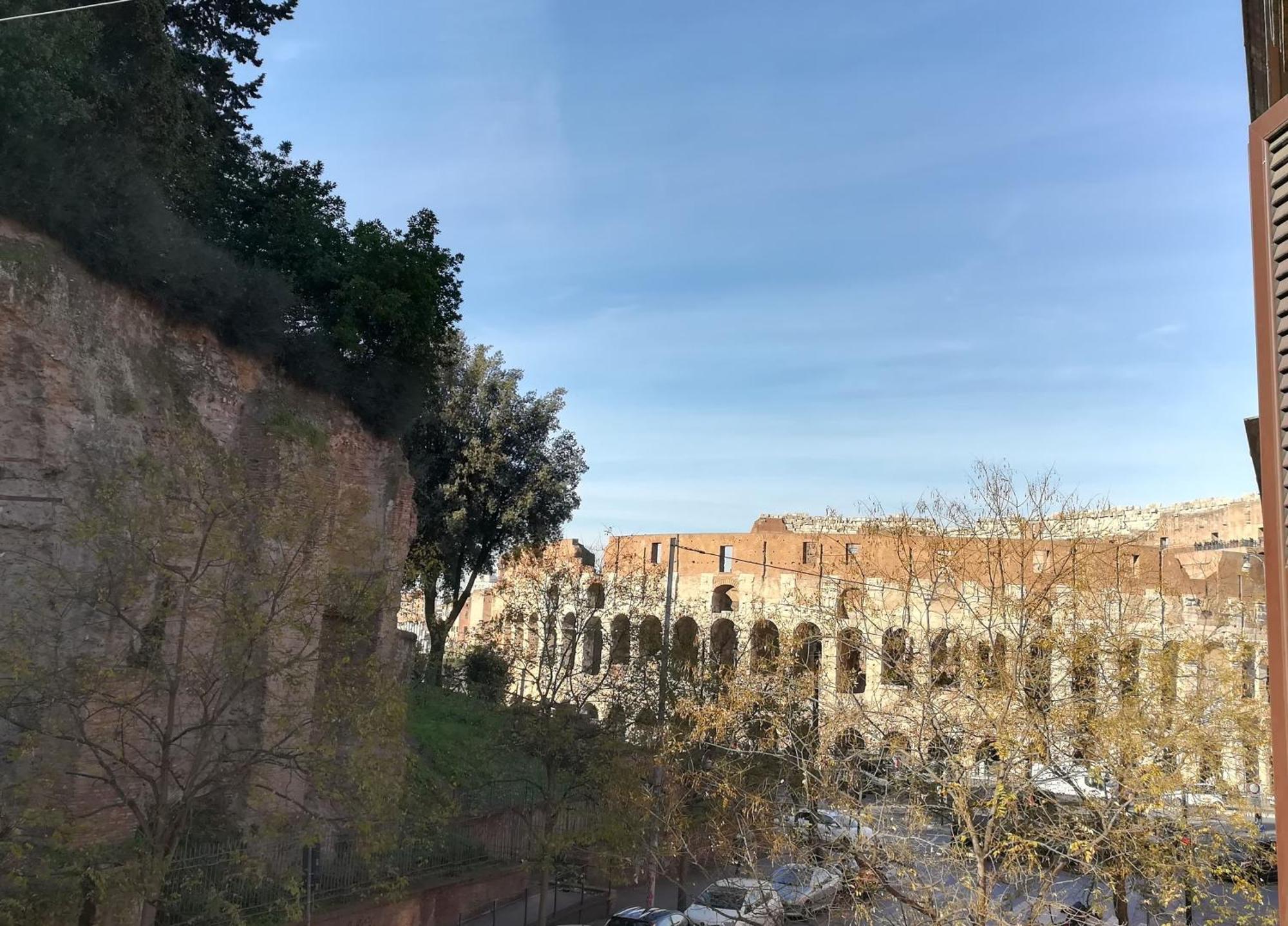 Colosseum Music Design Рим Екстер'єр фото